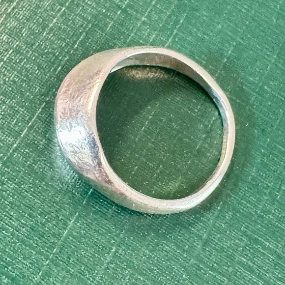 Antique Sterling Silver Peaked Dome Ring (5.75)